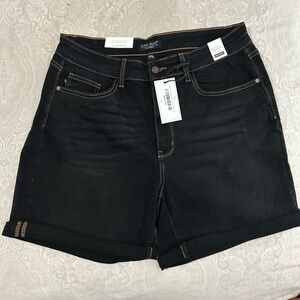 Judy Blue Women's Dark Denim Jean Shorts